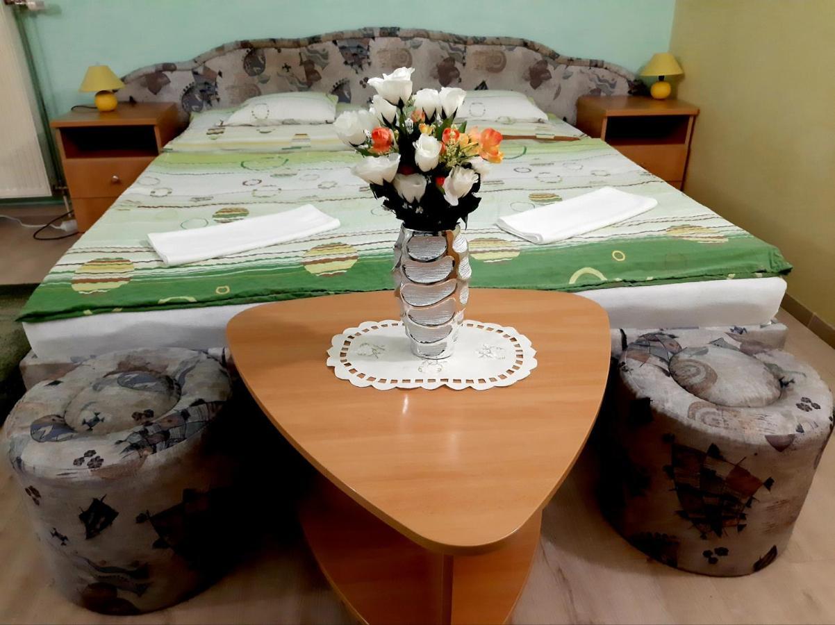 מישקולץ Panorama Szallas מראה חיצוני תמונה